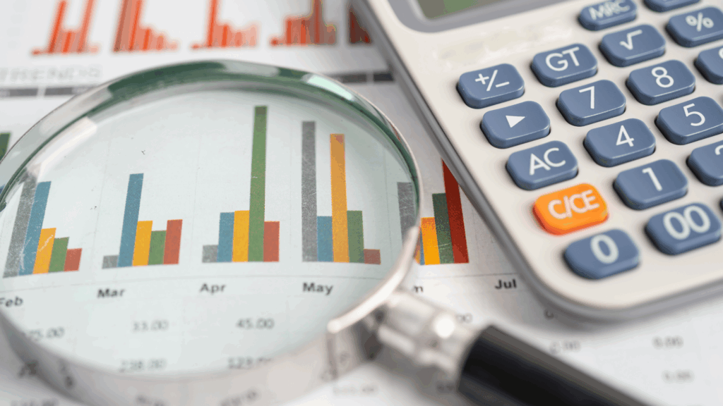 doradca podatkowy który się zastanawia nad optymalizacją podatkową